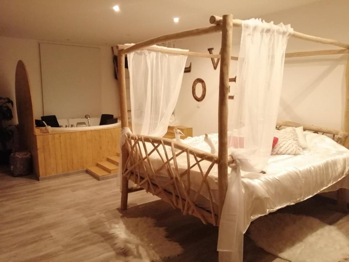 Le Reve De Lily Panzió Les Vignères Kültér fotó