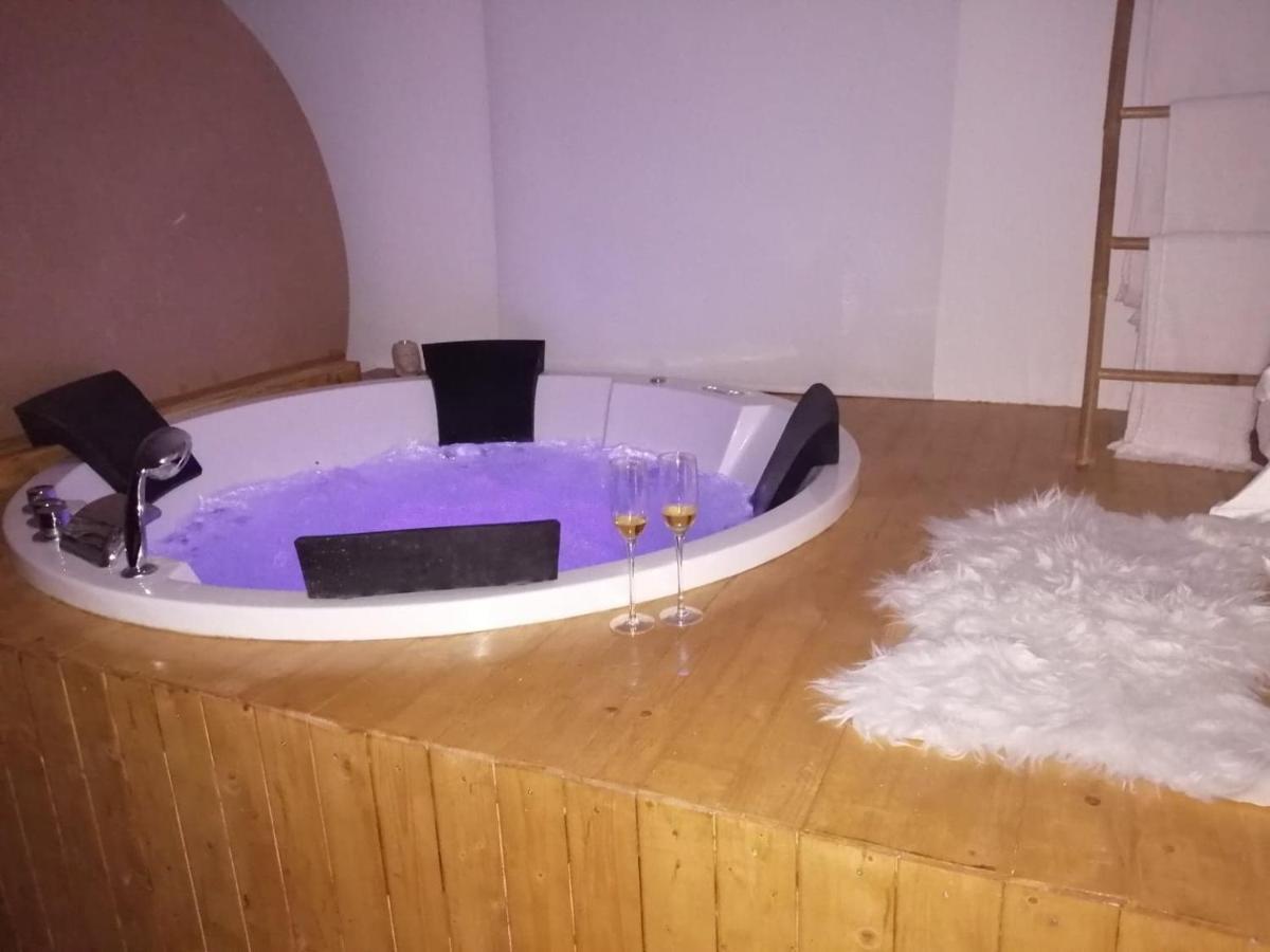 Le Reve De Lily Panzió Les Vignères Kültér fotó